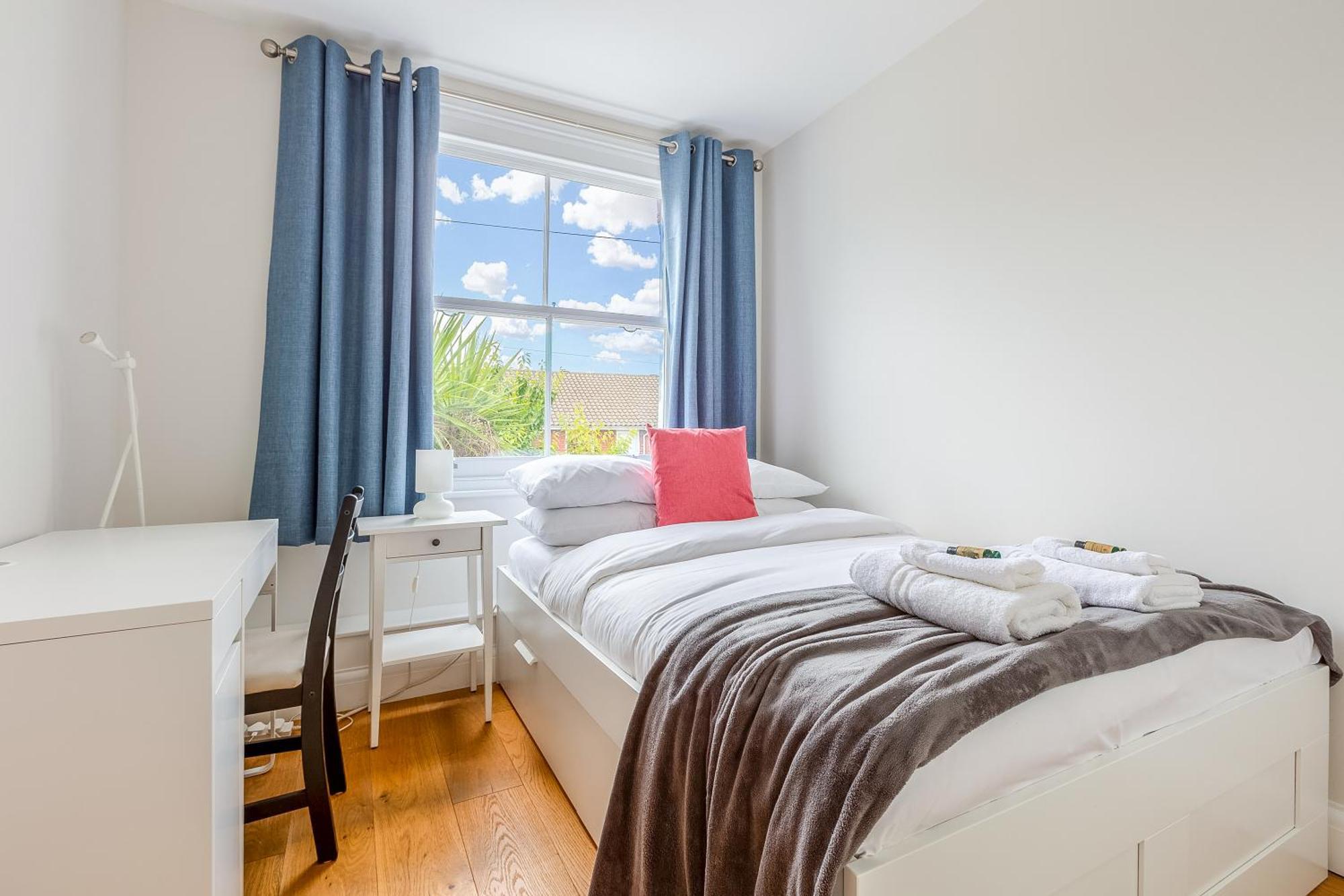 Appartamento Amazing 3br Near Wimbledon Park & Tube Londra